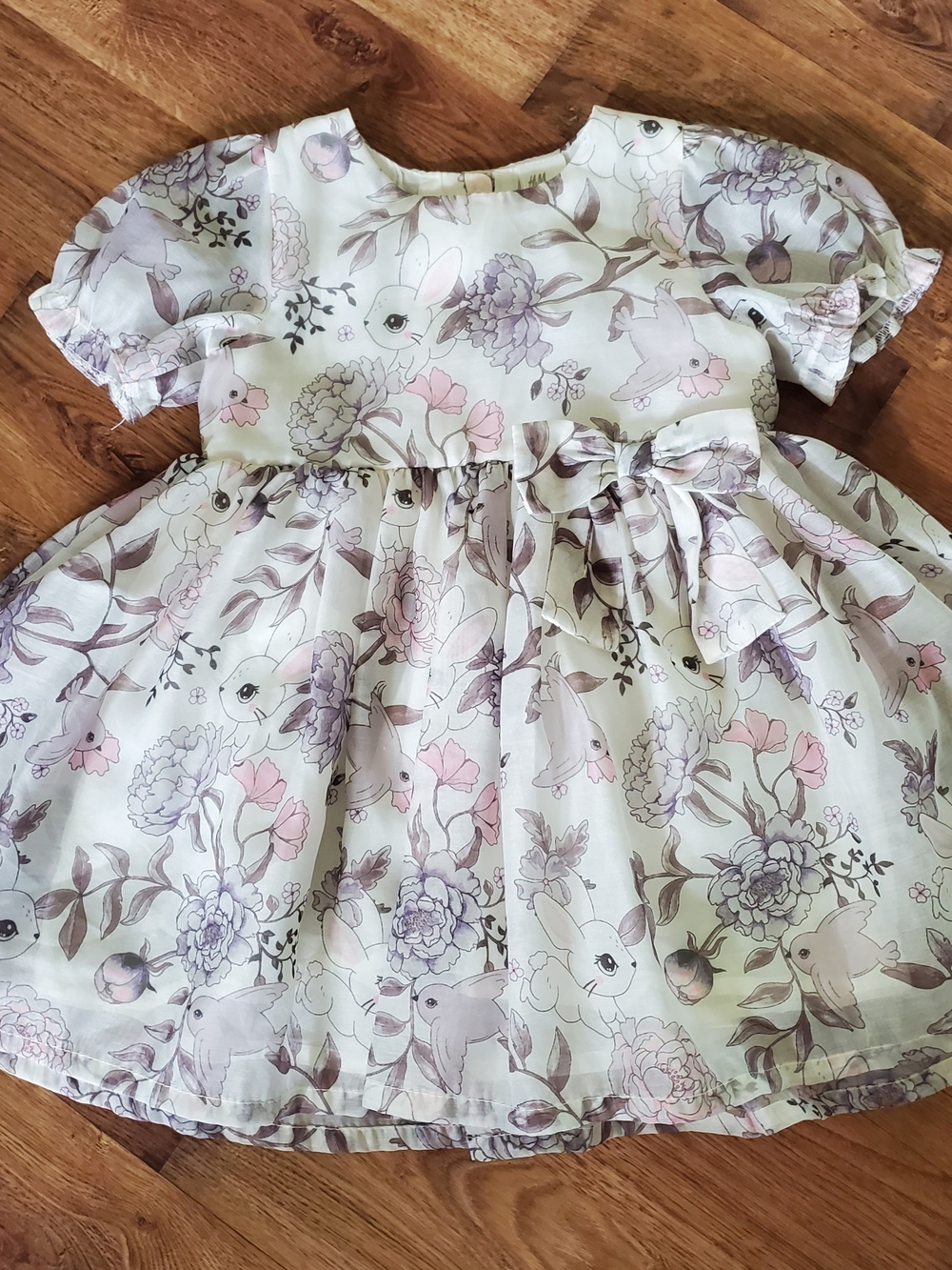 H&M Size 12M Girls Floral Birds & Bunny Dress in White, Pink, and Lavender Party